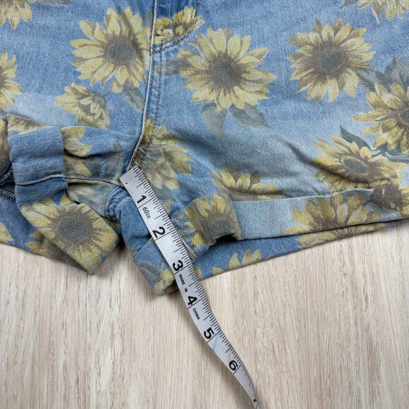 American Eagle Sunflower Floral Patterned Print Curvy Mom Denim Jean Shorts 2 - Picture 5 of 14